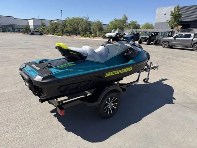 Slide: The Image of Sea-Doo GTI SE 170 2026 - 6