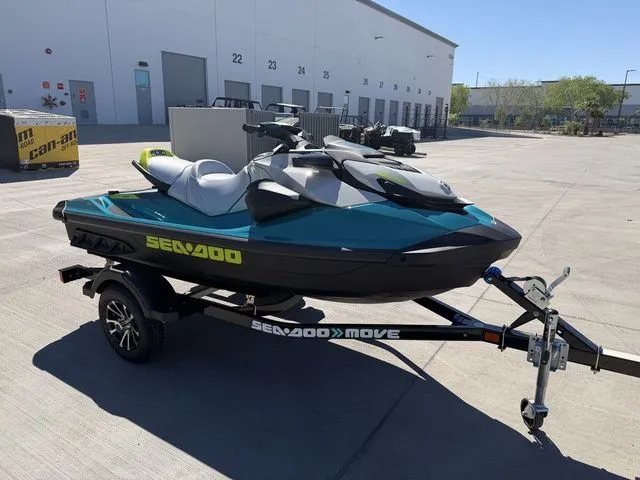 Slide: The Image of Sea-Doo GTI SE 170 2026 - 8