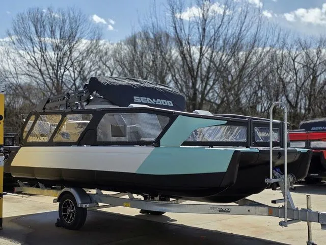 The Image of Sea-Doo Switch Sport™ 21 - 300 Hp - Tech Galvanized 2026 - 1