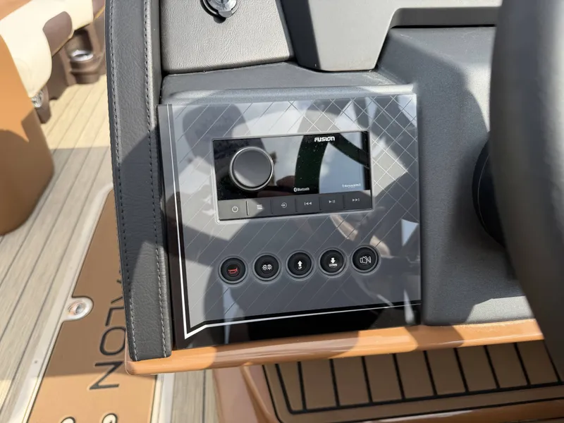 Slide: The Image of Avalon QLS25 EXCALIBUR 2026 - 27