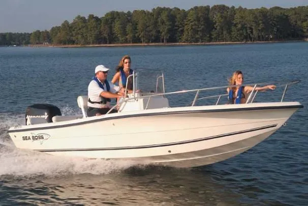 Slide: The Image of 2003 Sea Boss 190 Center Console with Yamaha 115 engine cruising on open water. - 4