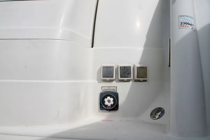 Slide: The Image of Transom Shore Connections - 30