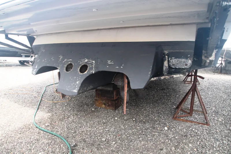 Slide: The Image of Stern Below Water Line - 44