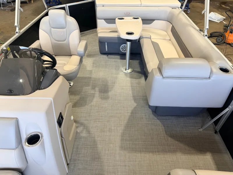 Slide: The Image of Princecraft 21 Sportfisher 2S Pontoon & 90HP Mercury 4-Stroke -$27,995 2021 - 11