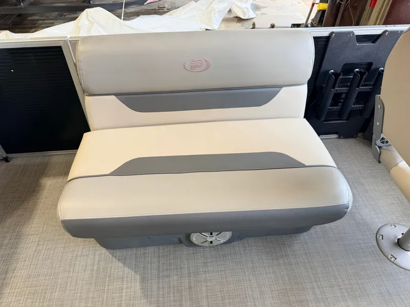 Slide: The Image of Princecraft 21 Sportfisher 2S Pontoon & 90HP Mercury 4-Stroke -$27,995 2021 - 23