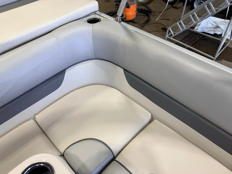 Slide: The Image of Princecraft 21 Sportfisher 2S Pontoon & 90HP Mercury 4-Stroke -$27,995 2021 - 41