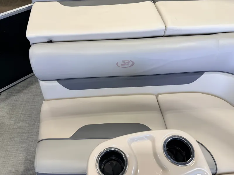 Slide: The Image of Princecraft 21 Sportfisher 2S Pontoon & 90HP Mercury 4-Stroke -$27,995 2021 - 42