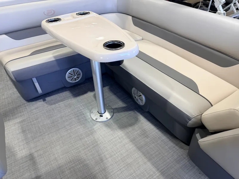 Slide: The Image of Princecraft 21 Sportfisher 2S Pontoon & 90HP Mercury 4-Stroke -$27,995 2021 - 43