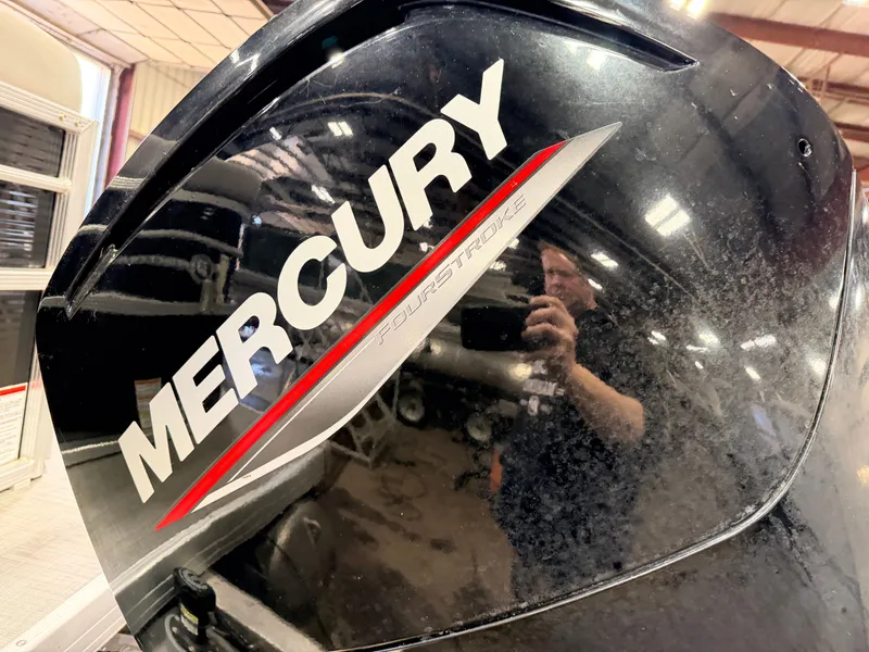 Slide: The Image of Princecraft 21 Sportfisher 2S Pontoon & 90HP Mercury 4-Stroke -$27,995 2021 - 59