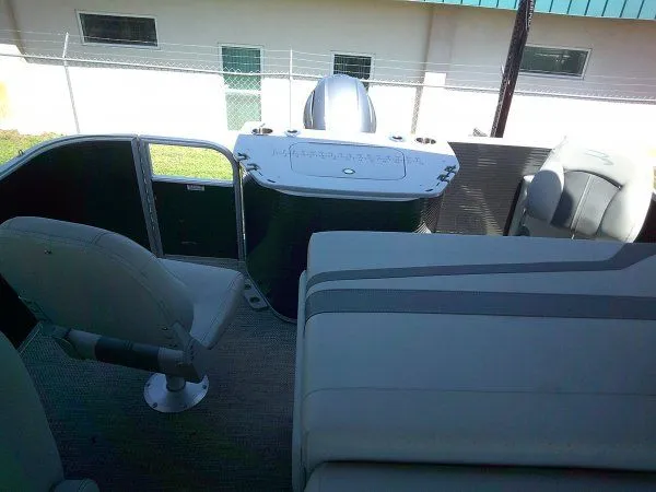 Slide: The Image of Bennington 20SSX 2023 - 6