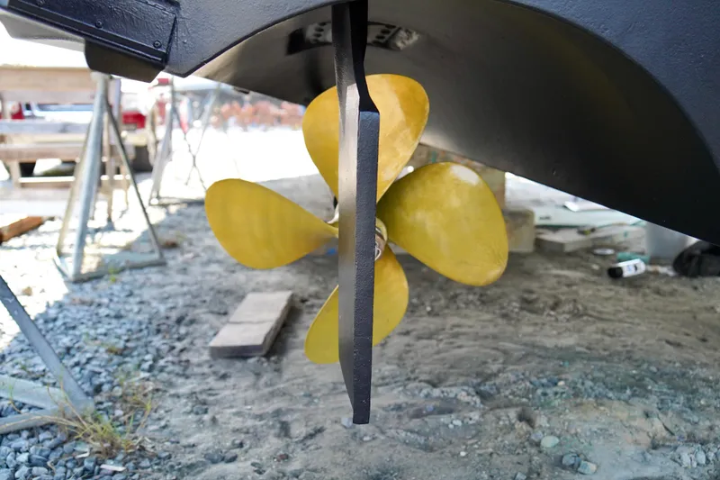 Slide: The Image of Propeller of a 1999 Carver 450 Voyager Pilothouse on dry dock. - 16