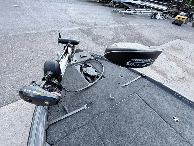 Slide: The Image of Skeeter ZX200 2026 - 11