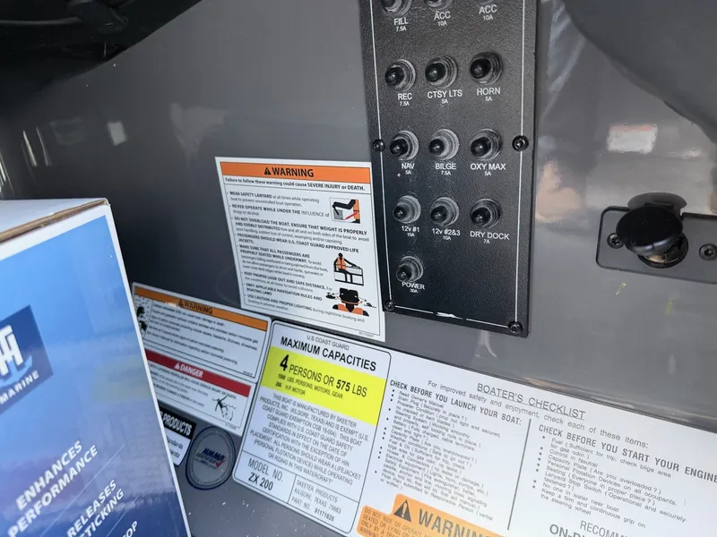 Slide: The Image of Skeeter ZX200 2026 - 12