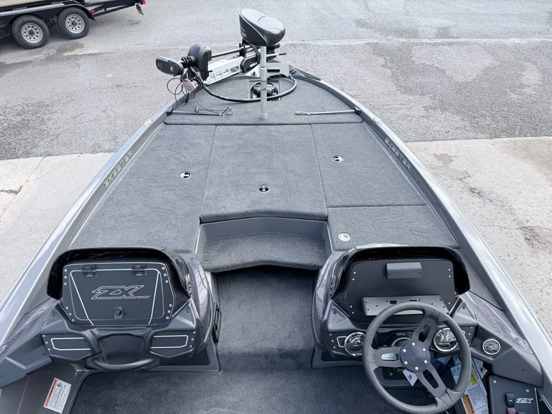 Slide: The Image of Skeeter ZX200 2026 - 27