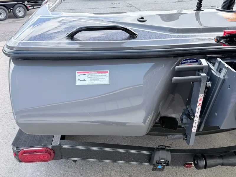 Slide: The Image of Skeeter ZX200 2026 - 33