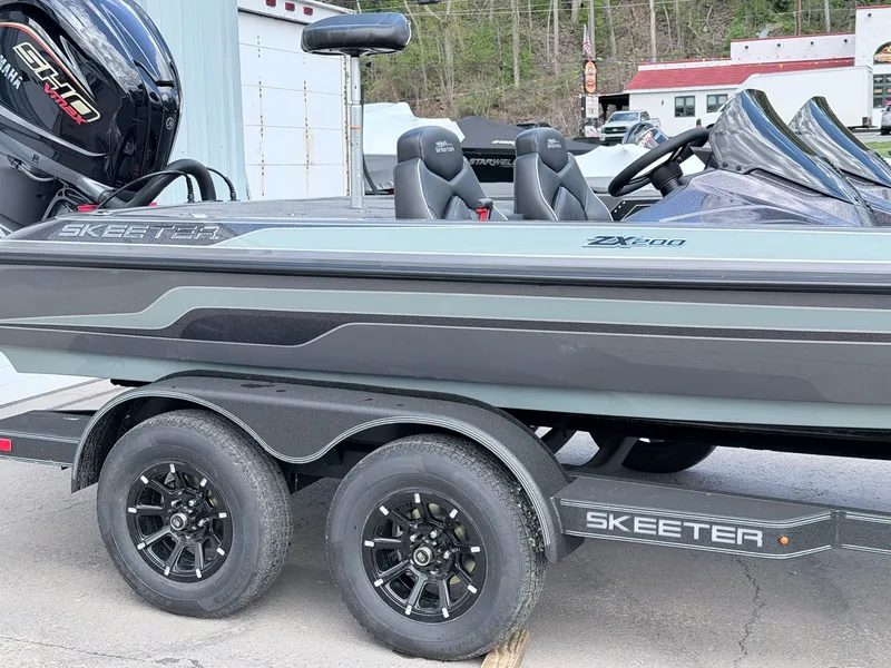 Slide: The Image of Skeeter ZX200 2026 - 42