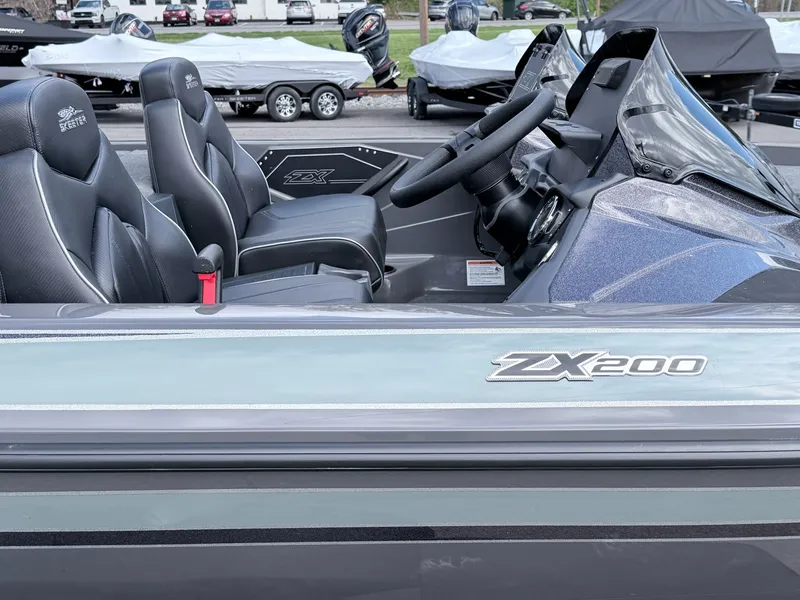 Slide: The Image of Skeeter ZX200 2026 - 8