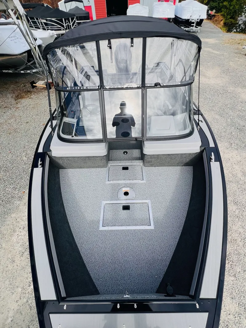 Slide: The Image of Starcraft Fishmaster 196 2026 - 9