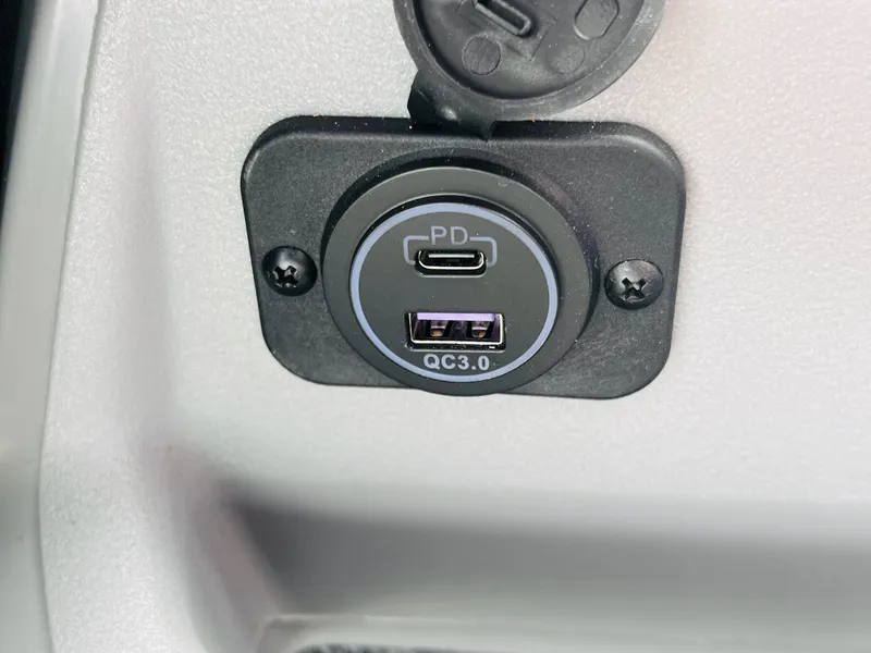 Slide: The Image of Starcraft Fishmaster 196 2026 - 28