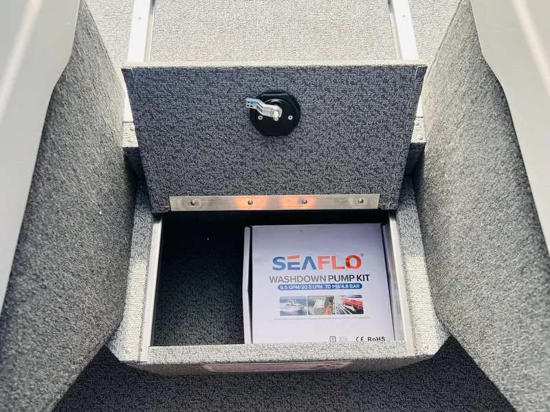 Slide: The Image of Starcraft Fishmaster 196 2026 - 32