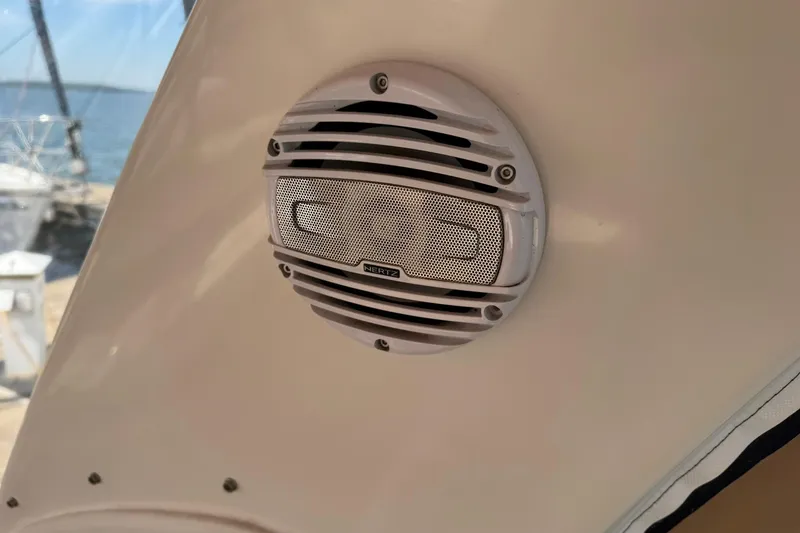 Slide: The Image of Speaker on 2001 Sea Ray 340 Sundancer boat, featuring Hertz audio system. - 19
