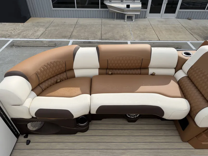 Slide: The Image of Avalon QLS25 EXCALIBUR 2026 - 16