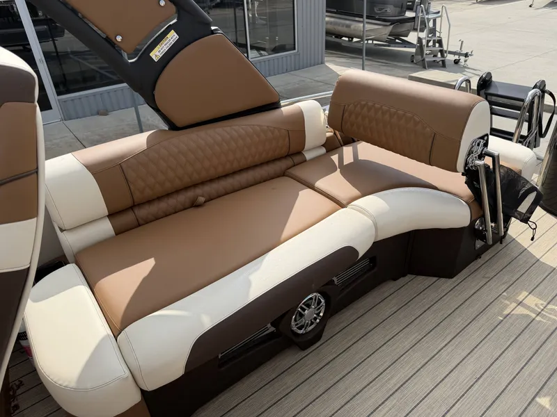 Slide: The Image of Avalon QLS25 EXCALIBUR 2026 - 41