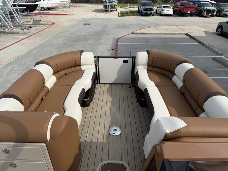 Slide: The Image of Avalon QLS25 EXCALIBUR 2026 - 50