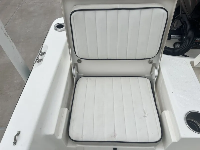 Slide: The Image of Mako cpx19 2016 - 24