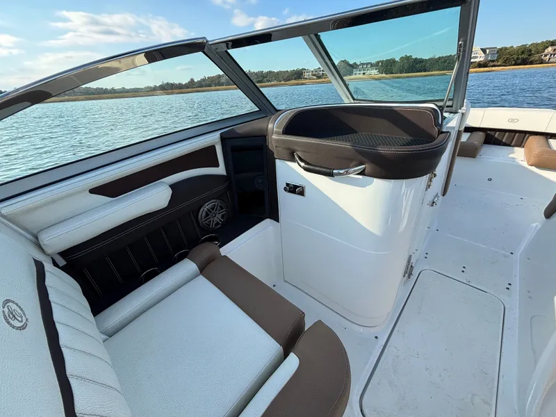 Slide: The Image of Cobalt 23SC 2020 - 35