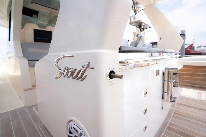 Slide: The Image of 2020 Scout 530 LXF luxury yacht interior with sleek design and modern amenities. - 143