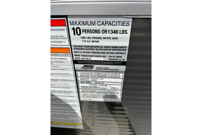 Slide: The Image of 2019 Princecraft Vectra 21 capacity label, maximum 10 persons or 1346 lbs, 115 HP motor. - 31