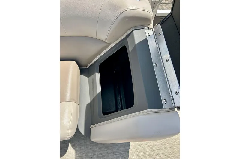 Slide: The Image of 2019 Princecraft Vectra 21 boat seat with open storage compartment. - 35