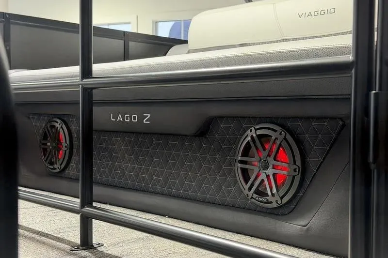 Slide: The Image of 2026 Viaggio Z22S interior with Lago Z speakers and modern design. - 8