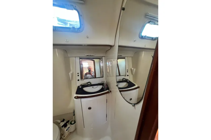 Slide: The Image of Beneteau 473 2001 - 104