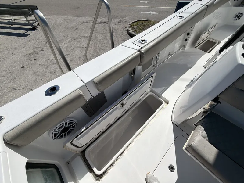 Slide: The Image of Sportsman Open 322 Center Console 2022 - 14