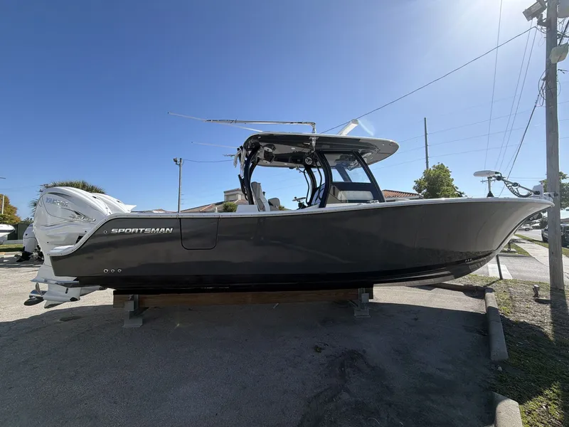Slide: The Image of Sportsman Open 322 Center Console 2022 - 4