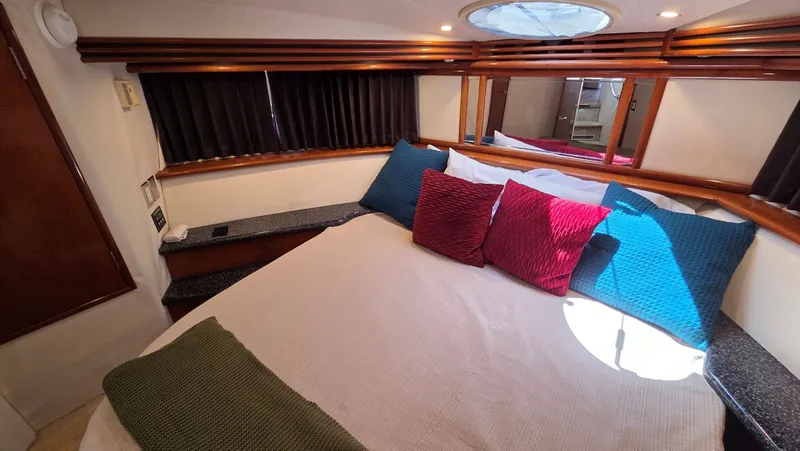 Slide: The Image of Interior of 2000 Carver 450 Voyager Pilothouse with cozy bedroom. - 36