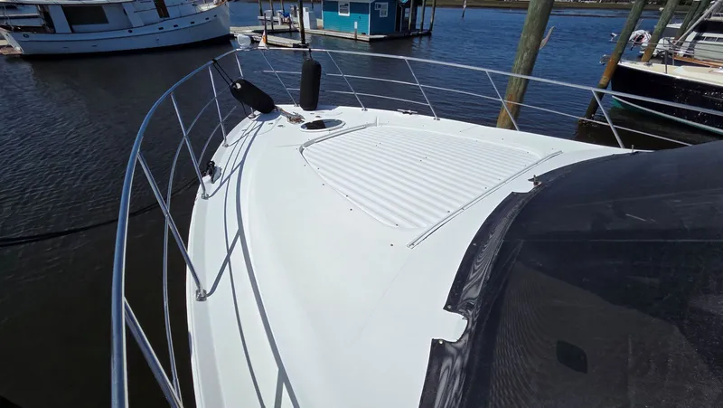 Slide: The Image of Carver Yachts 450 Voyager Pilothouse 2000 - 51