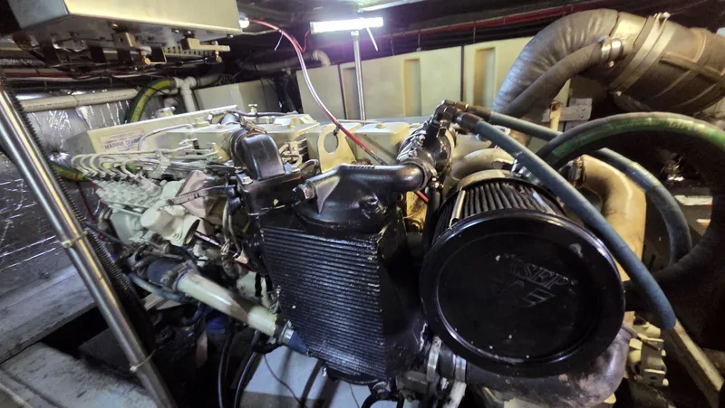 Slide: The Image of Carver Yachts 450 Voyager Pilothouse 2000 - 58