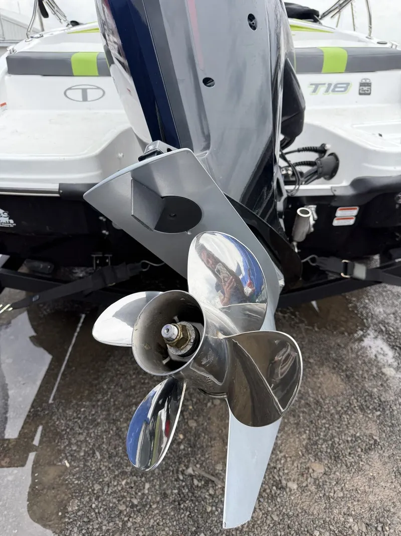 Slide: The Image of Tahoe T18 2023 - 13