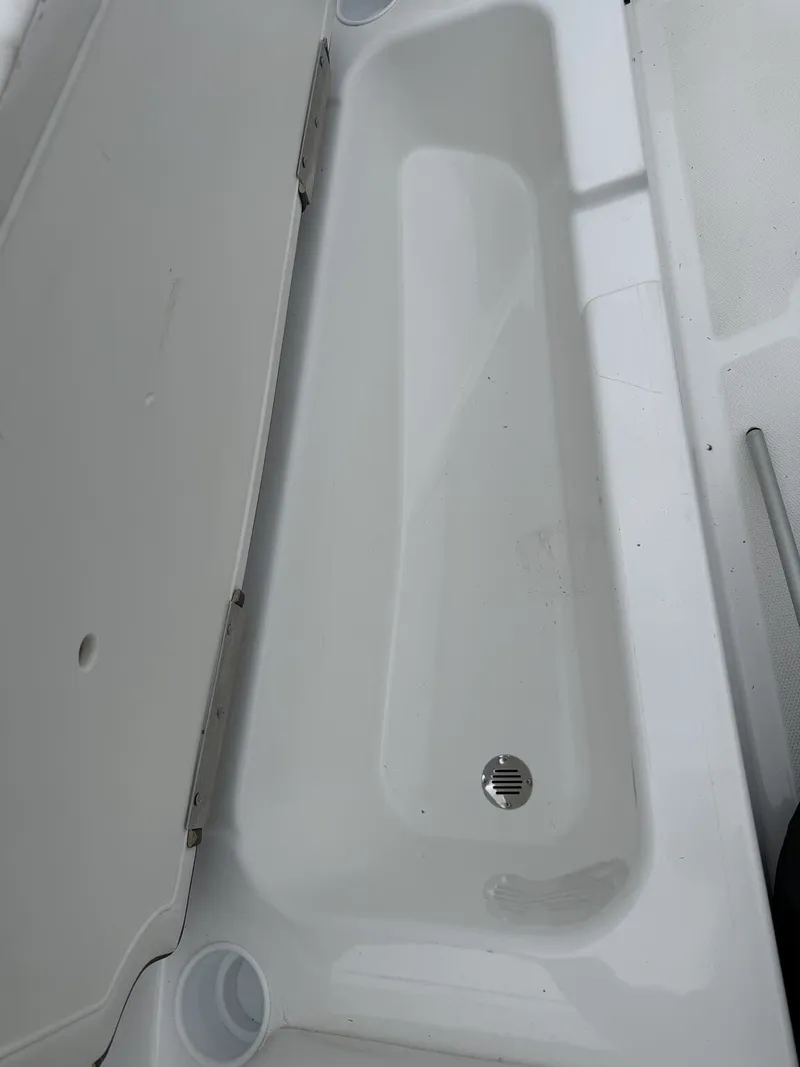 Slide: The Image of Tahoe T18 2023 - 3