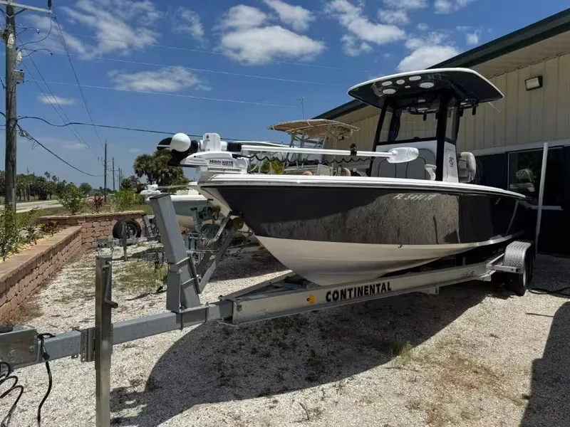 The Image of Sportsman Masters 247 Bay Boat 2022 - 1