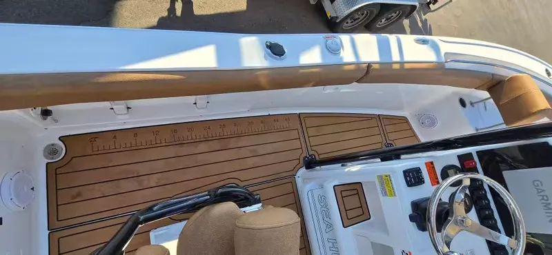 Slide: The Image of Sea Hunt Ultra 219 2022 - 10