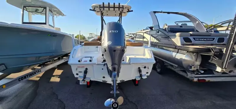 Slide: The Image of Sea Hunt Ultra 219 2022 - 3