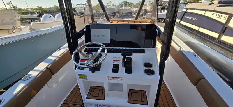 Slide: The Image of Sea Hunt Ultra 219 2022 - 7