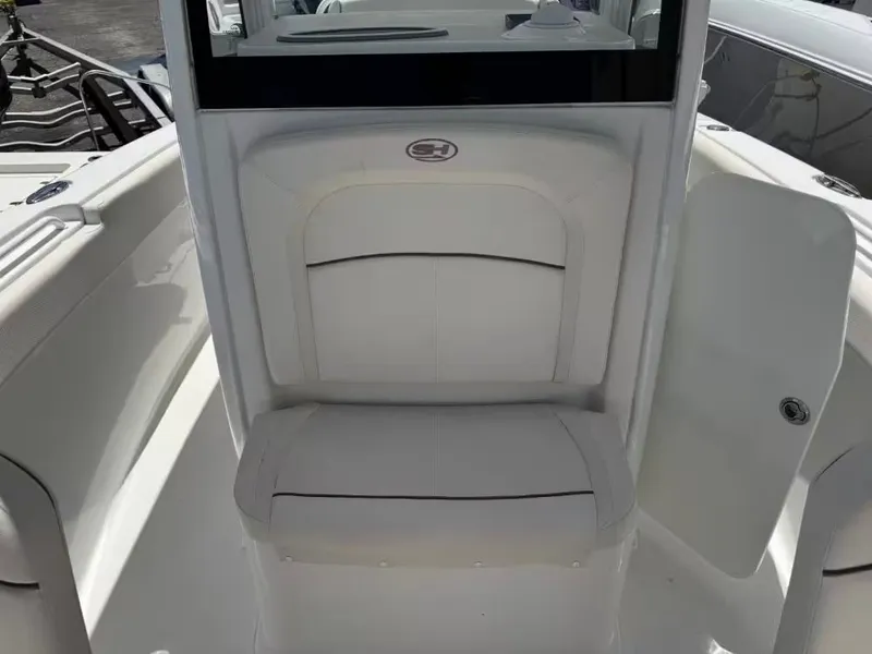 Slide: The Image of Sea Hunt Ultra 255 SE 2020 - 11