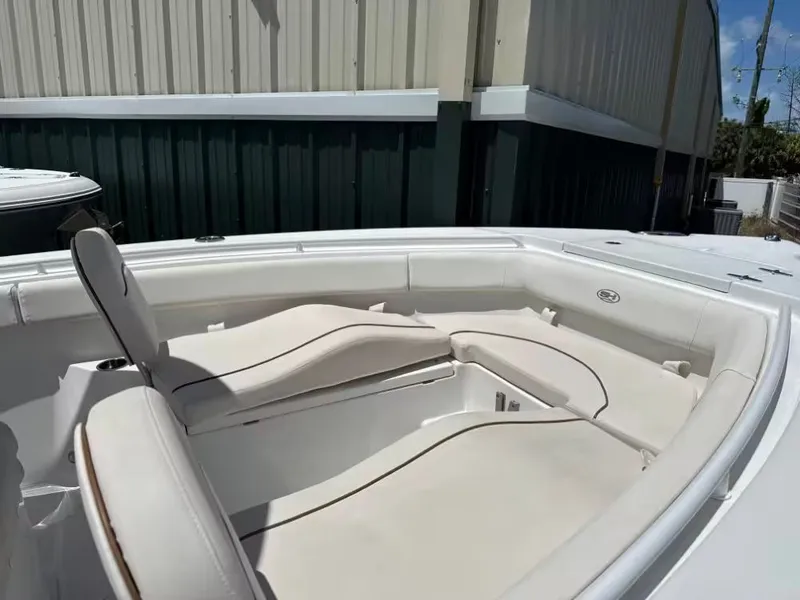 Slide: The Image of Sea Hunt Ultra 255 SE 2020 - 12