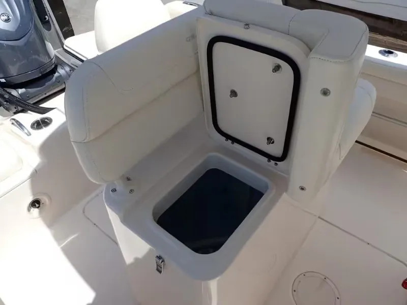 Slide: The Image of Grady-White Fisherman 216 2024 - 8