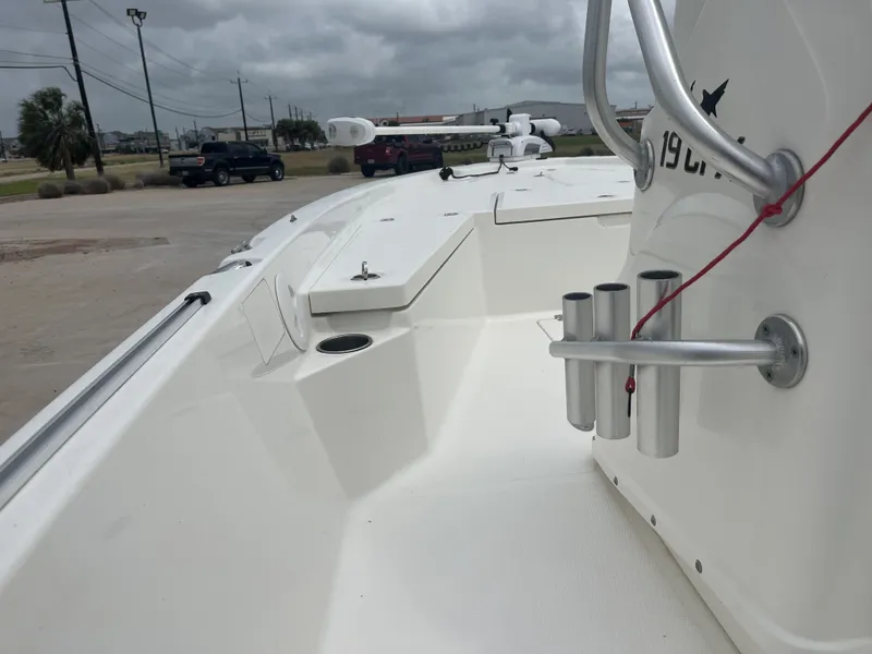 Slide: The Image of Mako cpx19 2016 - 10